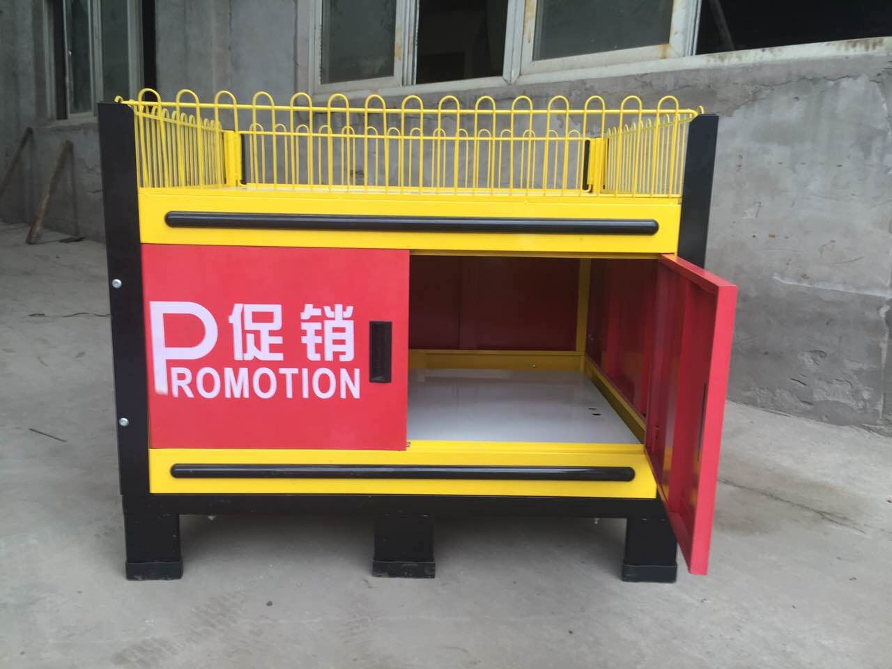 超市促銷(xiāo)臺(tái)
